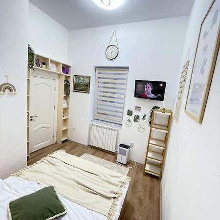 Apartament In Centrul Istoric Орадя Экстерьер фото